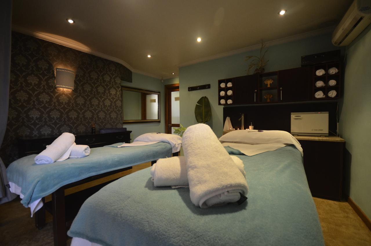 Whalesong Hotel & Spa Плеттенберг-Бей Экстерьер фото